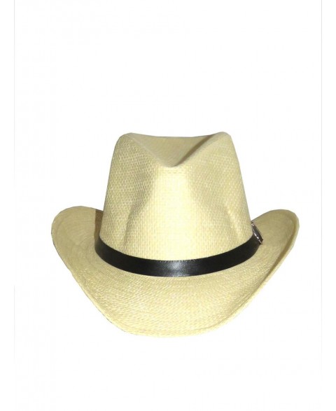 Hat with buckle